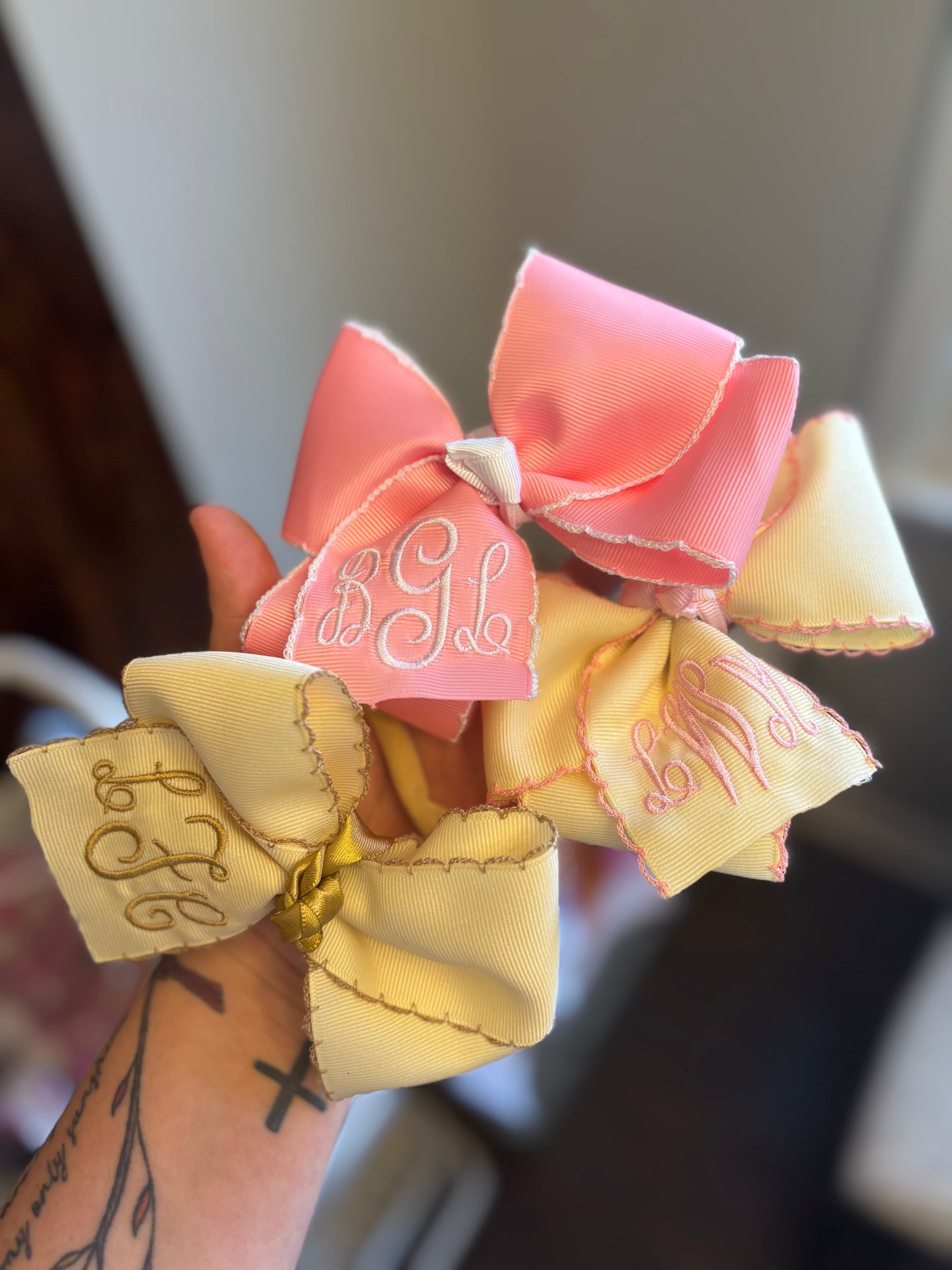 Moonstitch monogram bows