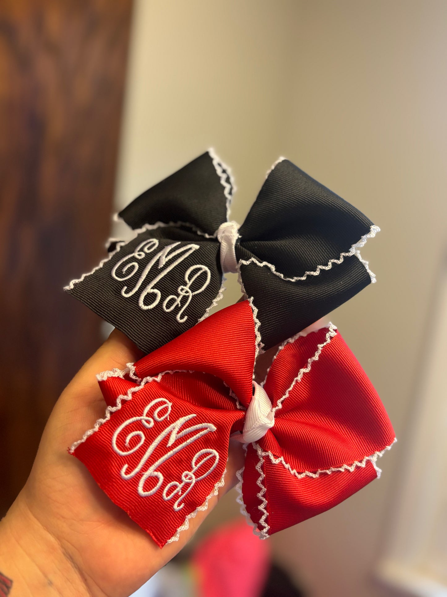 Moonstitch monogram bows