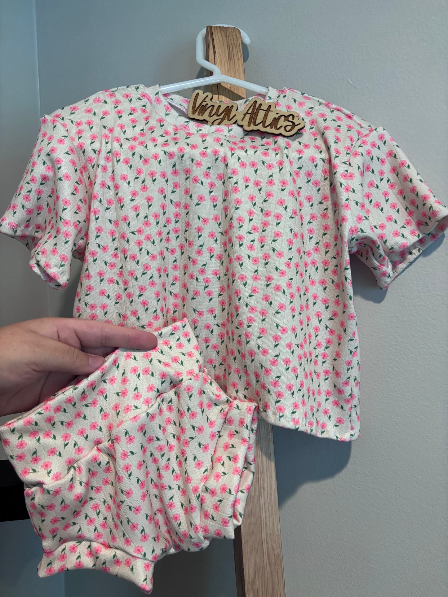 Ivory floral comfy set