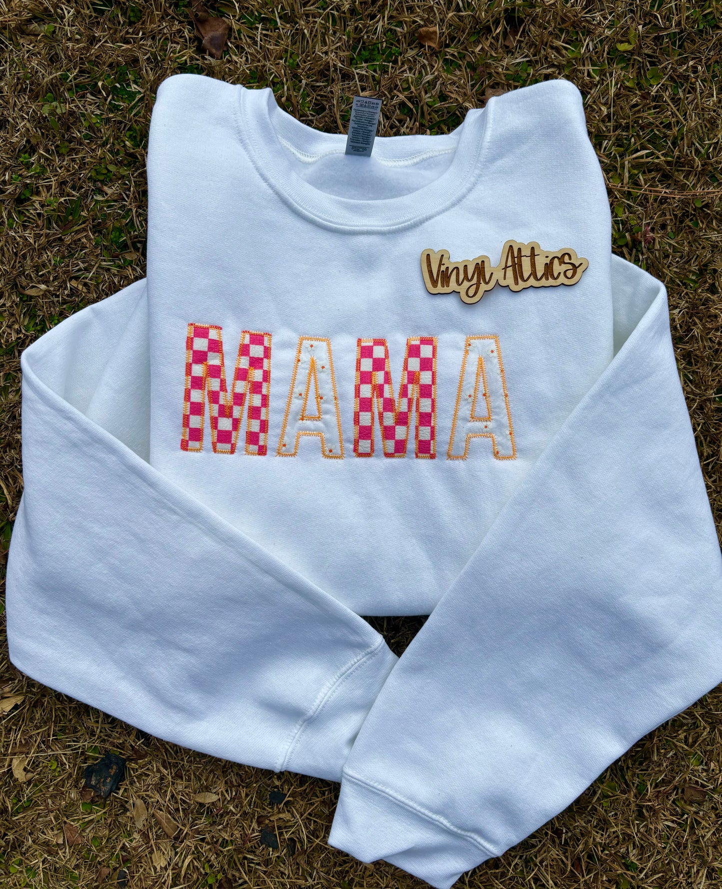 Daisy and hot pink Checkered Mama embroidered sweatshirt
