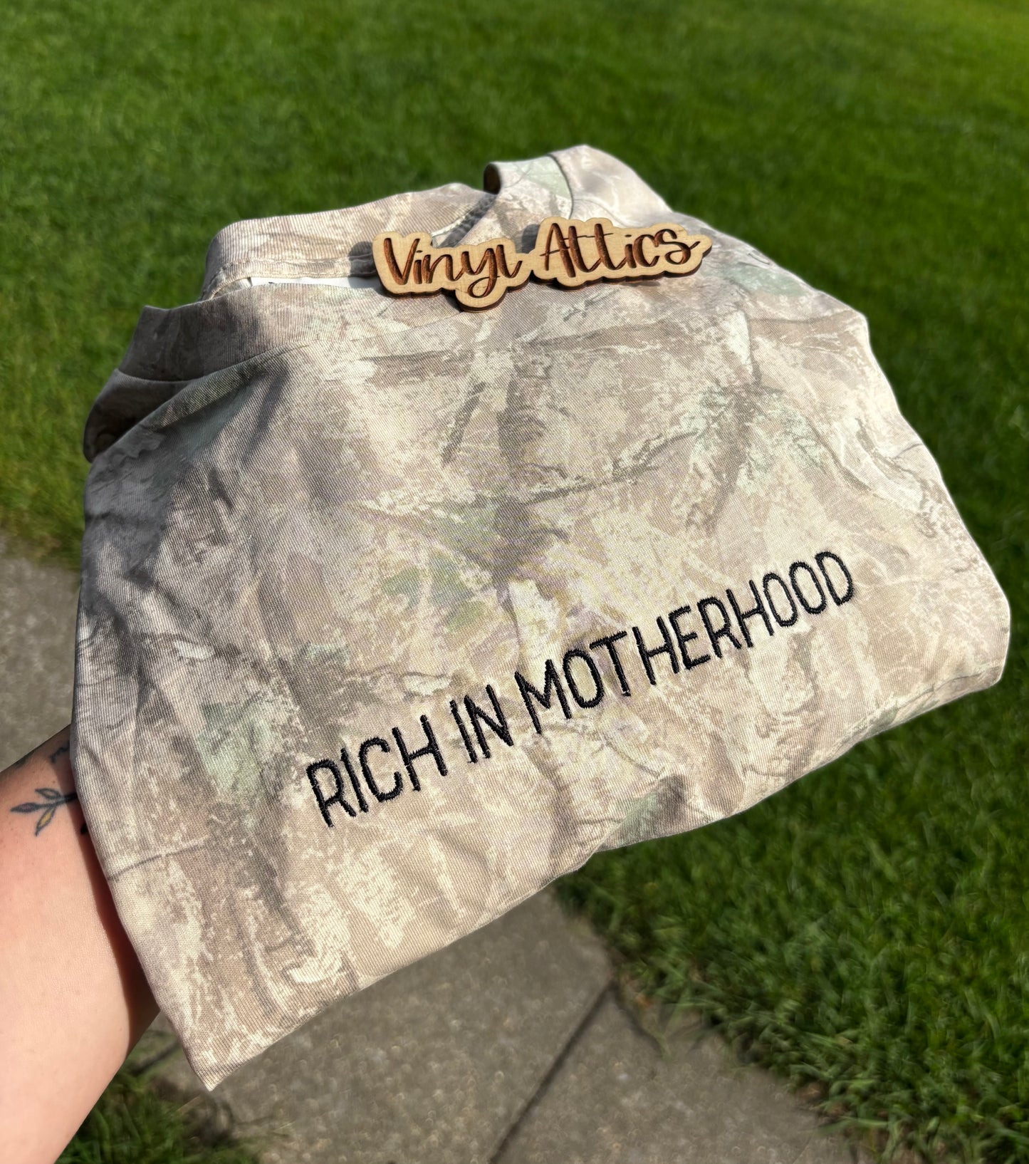 Rich in motherhood camo oversized tee