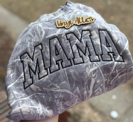 Oversized camo embroidered sweatshirt
